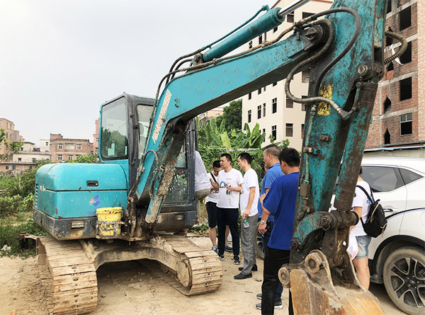 “清凉”送到客户手中，为尊龙凯时智能售后效劳运动打CAII