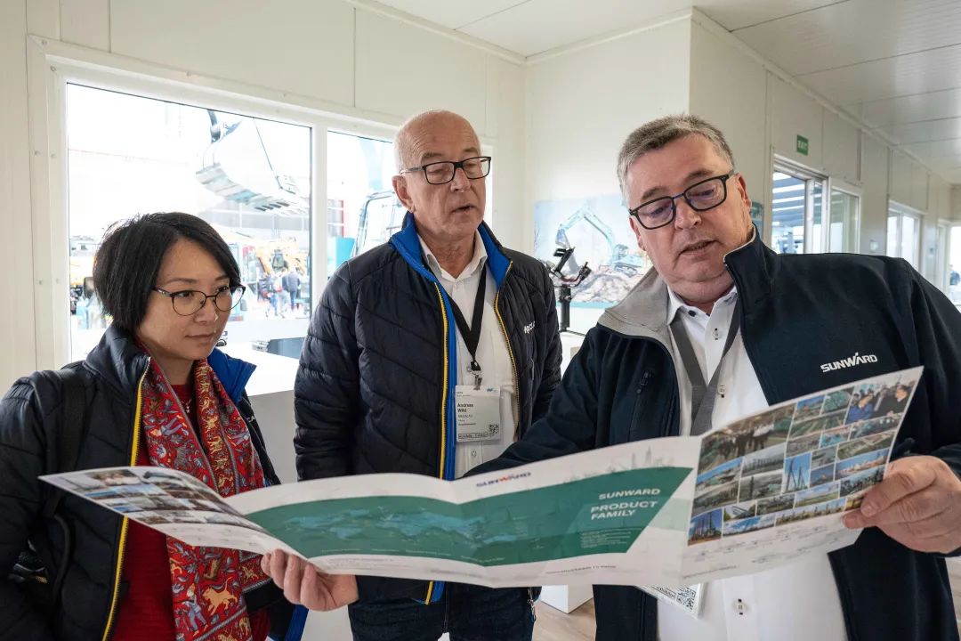 Bauma 2022 | 一组火热现场图带您重温尊龙凯时智能德国宝马展之旅